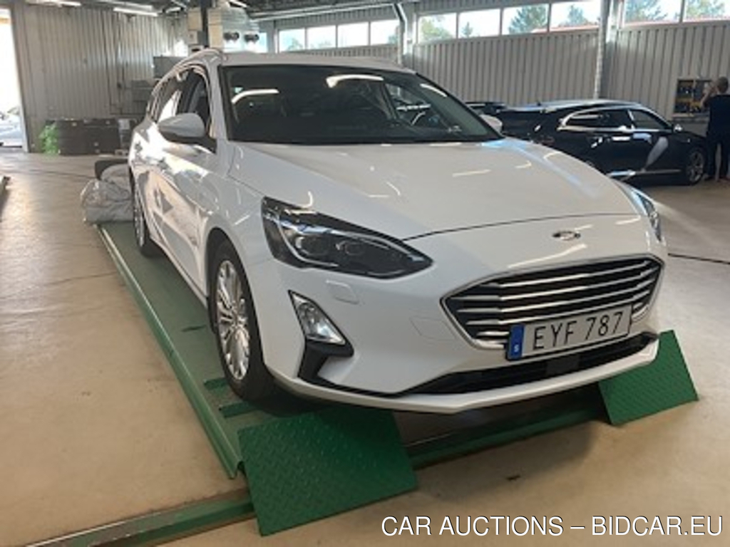 Ford Focus Kombi 1.5 EcoBlue Titanium Kamera Drag Navi