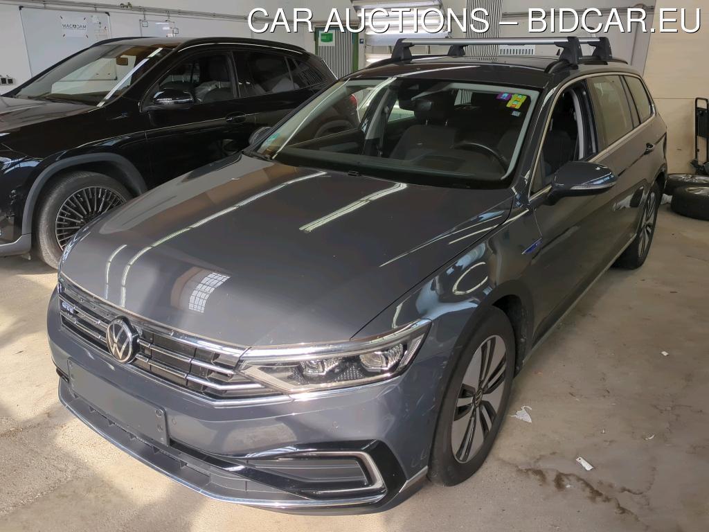 Volkswagen Passat VARIANT 1.4 TSI PLUG-IN-HYBRID DSG GTE, 2021