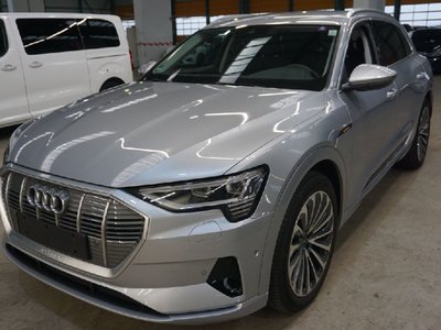 Audi E-tron 55 QUATTRO advanced, 2021