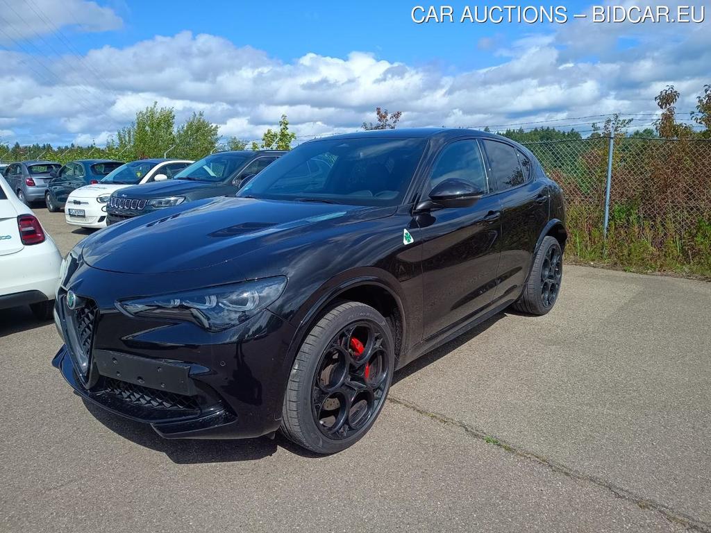 Alfa Romeo Stelvio V6 2.9 BI-TURBO AT8-Q4 Quadrifoglio, 2024