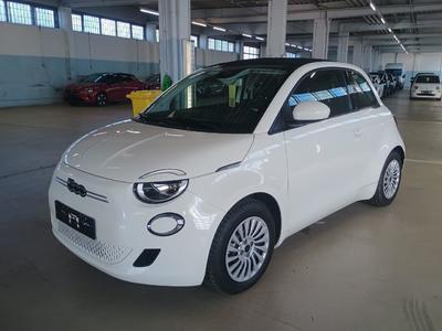Fiat 500e C, 2023