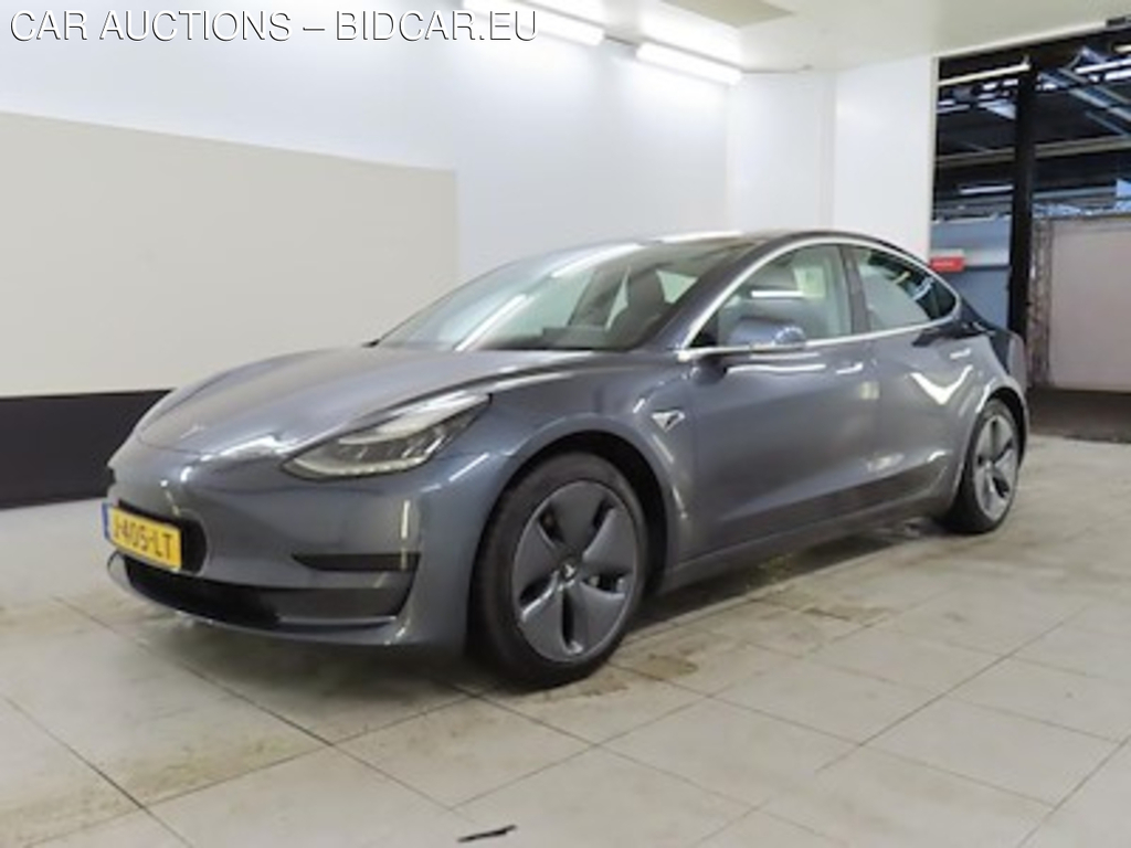 Tesla Model 3 Standard Range Plus RWD