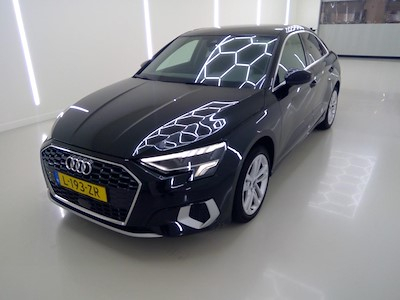 Audi A3 limousine 30 TFSI S tronic Business edition 4d