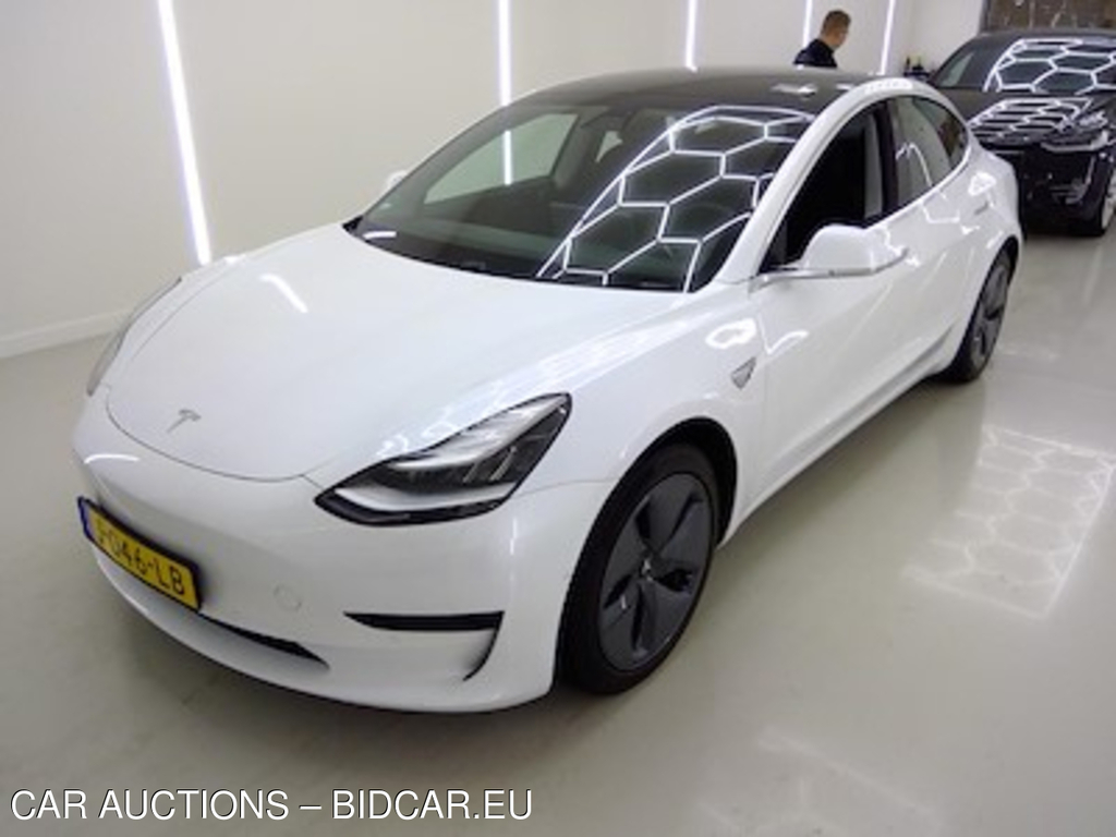 Tesla Model 3 Standard Range Plus RWD 4d