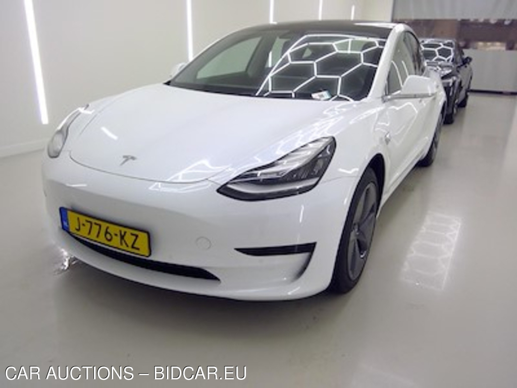 Tesla Model 3 Standard Range Plus RWD 4d