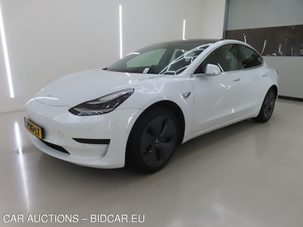 Tesla Model 3 Standard Range Plus RWD 4d