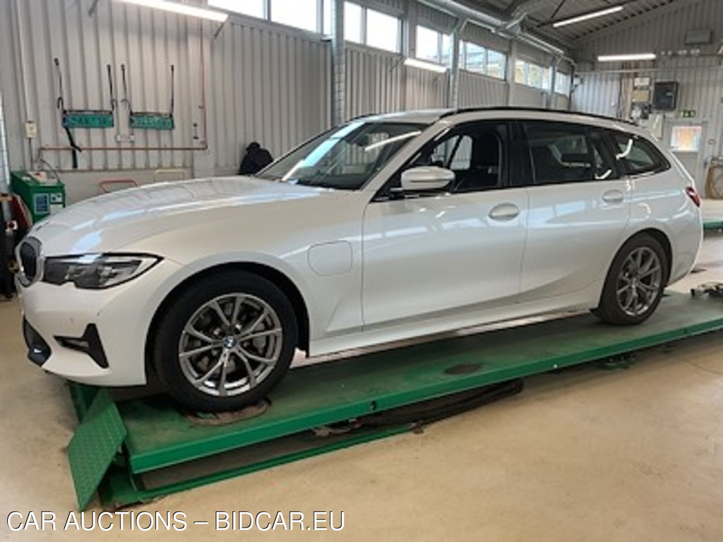 BMW 3-serie Sport Line Shadow Drag