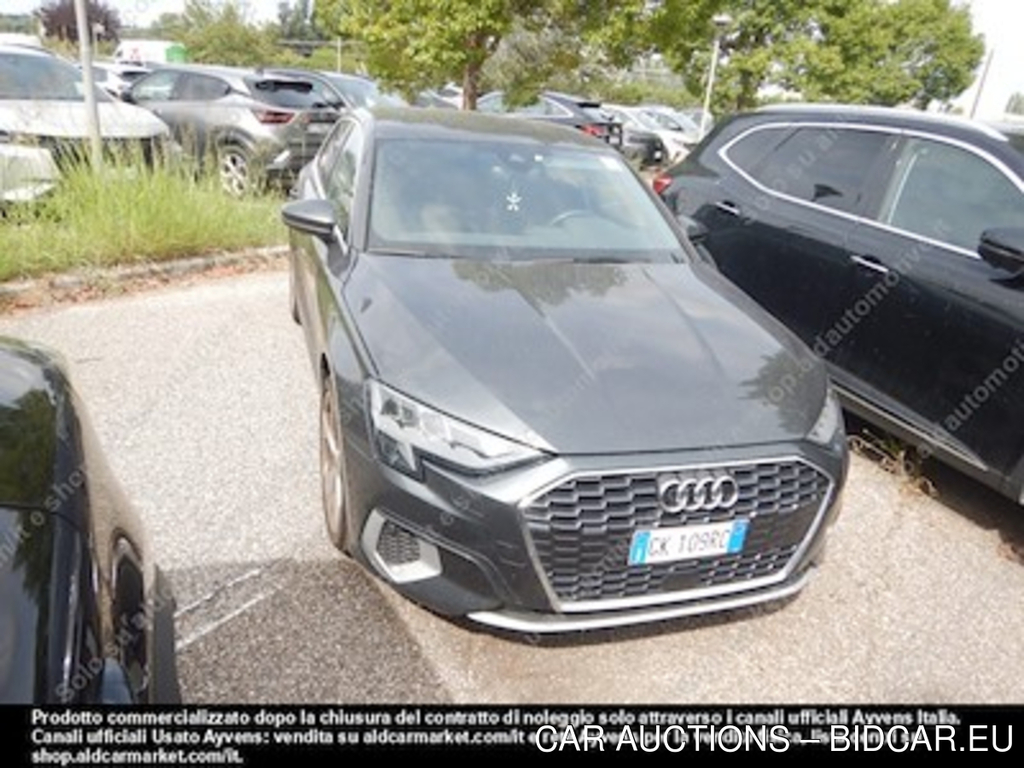 Audi A3 40 tfsi E S -