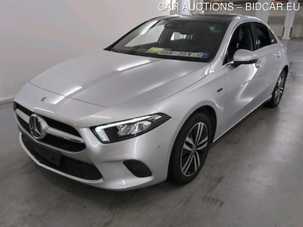 Mercedes-Benz Class A sedan v177 A 250 e PHEV Business Solution