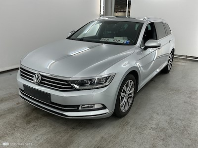 Volkswagen Passat variant diesel - 2015 1.6 TDi Highline Business DSG (EU6.2) STOCK