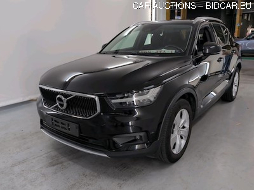 Volvo XC40 1.5 T2 Momentum Pro