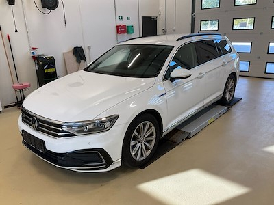 Volkswagen Passat 1.4 Tsi Gte High Plug-In Hybrid Dsg Var UA!