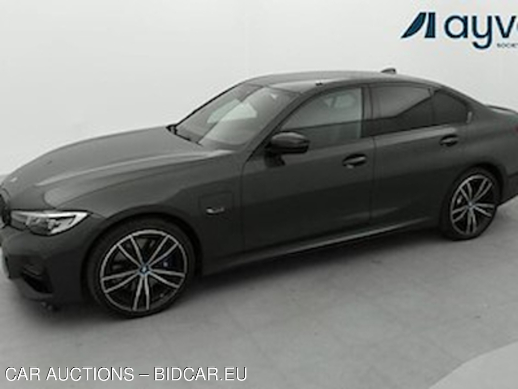 BMW 330e m-sport 184 CV Business Pack Plus, HUD, Freins M-Sport, Acces comfort