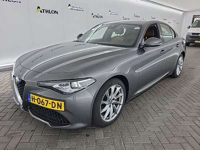 Alfa Romeo Giulia sedan 2.0T 200PK SUPER BUSINESS EDITION AUTO 4D, 2020