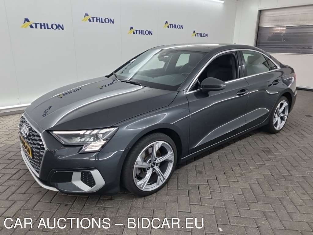 Audi A3 Limousine 35 TFSI S TRONIC EDITION ONE 4D 110KW, 2021