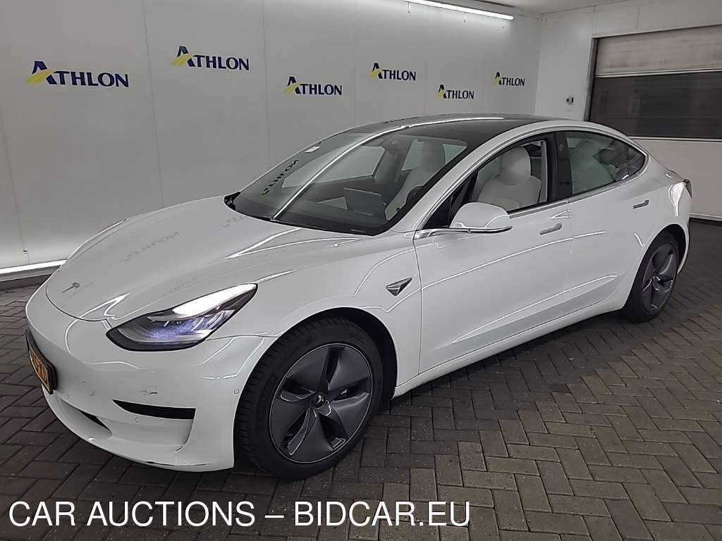Tesla Model 3 STANDARD RANGE PLUS RWD 4D 225KW, 2020