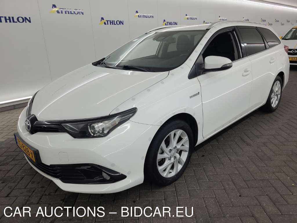 Toyota Auris touring s 1.8 HYBRID DYNAMIC GO AUT 5D 100KW, 2018