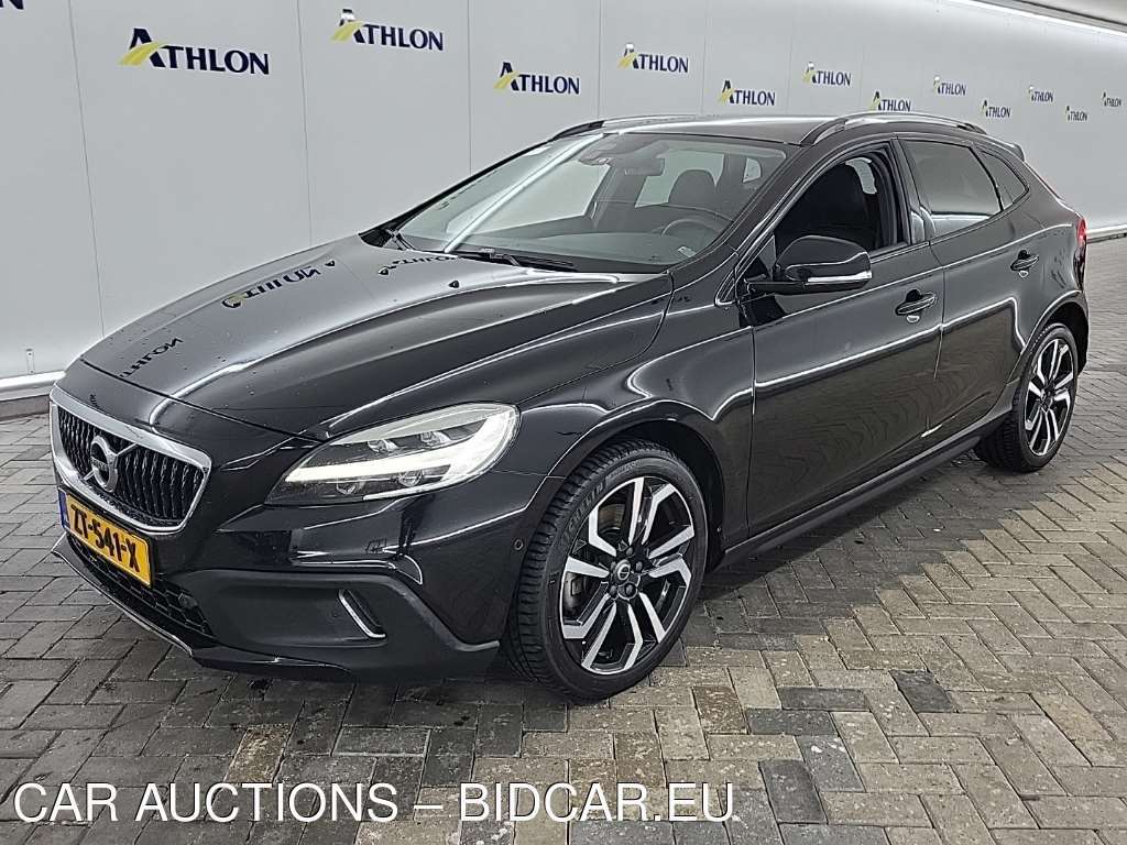 Volvo V40 cross count T3 GEARTRONIC POLAR+ LUXURY 5D 112KW, 2019