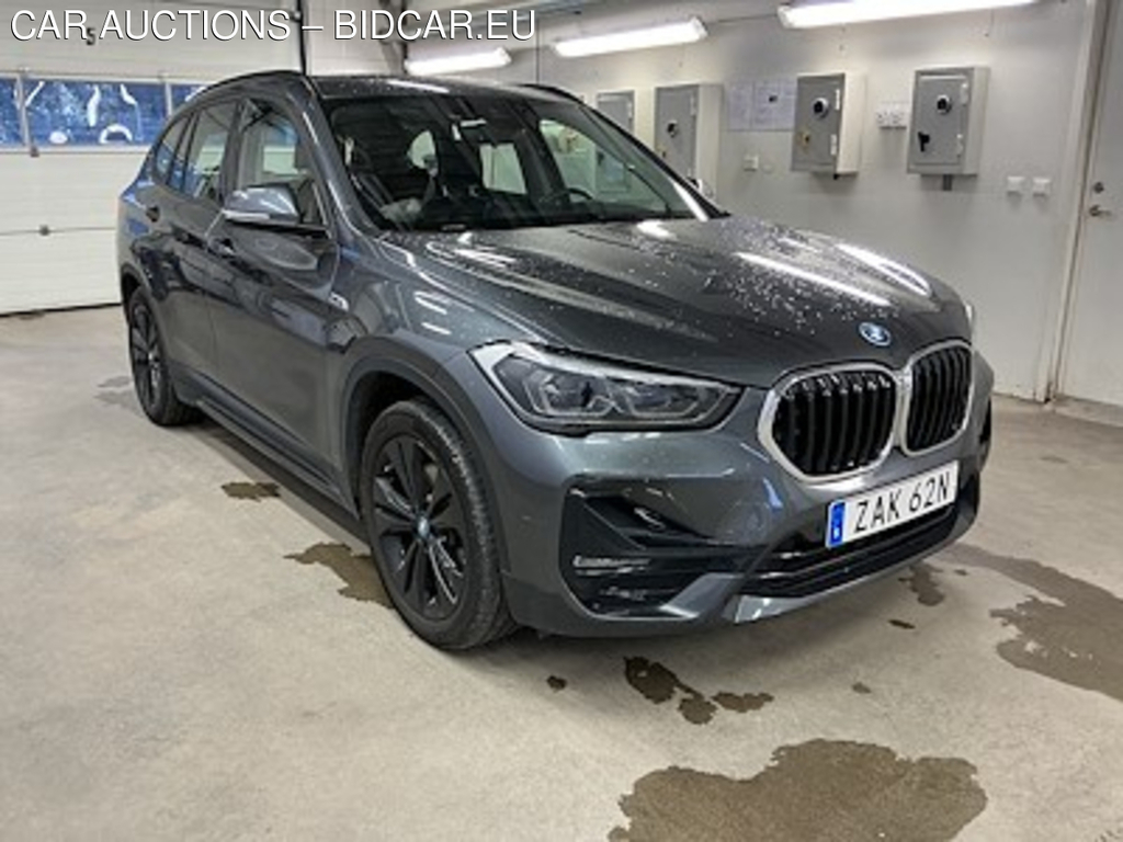 BMW X1 xDrive25e Sport Line Adaptiva LED Rattvarme