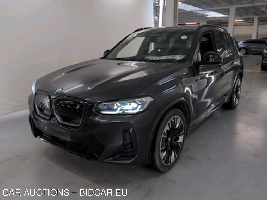 BMW IX3 80KWH AUTO