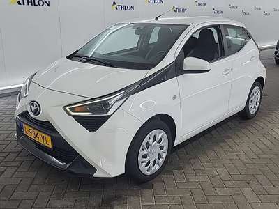 Toyota Aygo 1.0 VVT-I X-PLAY 5D 53KW, 2021