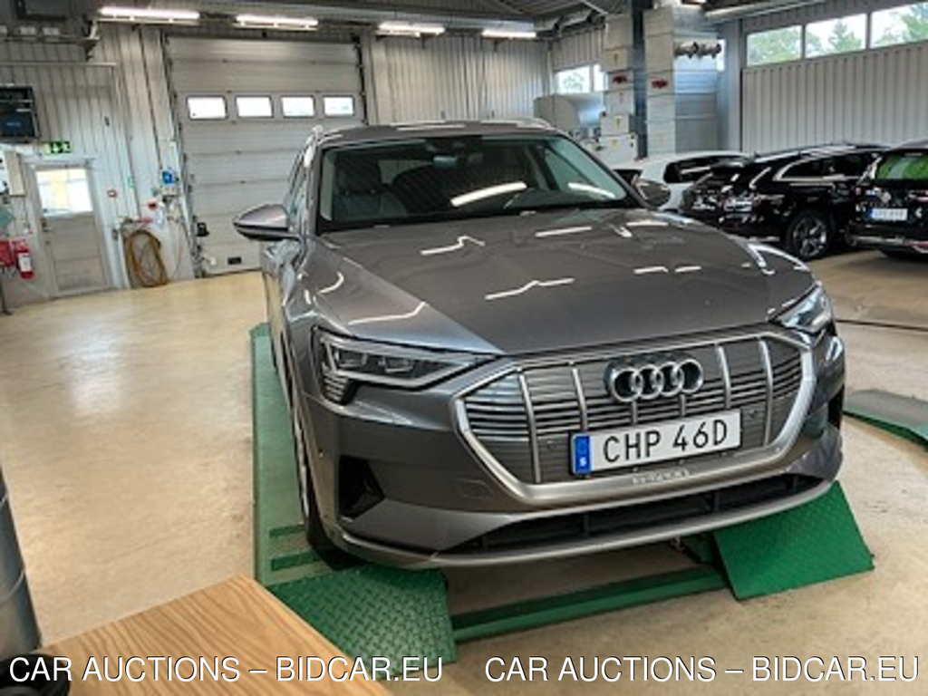 Audi E-Tron 55 quattro Proline Edition Drag Kamera