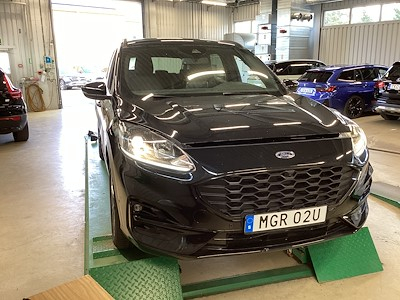 Ford Kuga Plug-In ST-Line Drag Forarassistanspkt