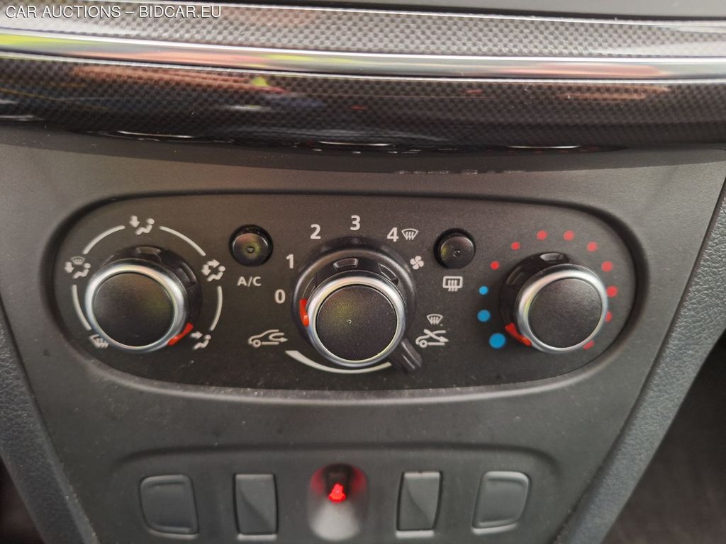 Dacia Sandero - 2017 SANDERO 1.0I SCE LAUREATE (EU6.2), 2019