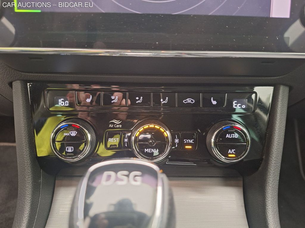 Skoda Superb - 2019 SUPERB 1.4 TSI PHEV STYLE DSG, 2021