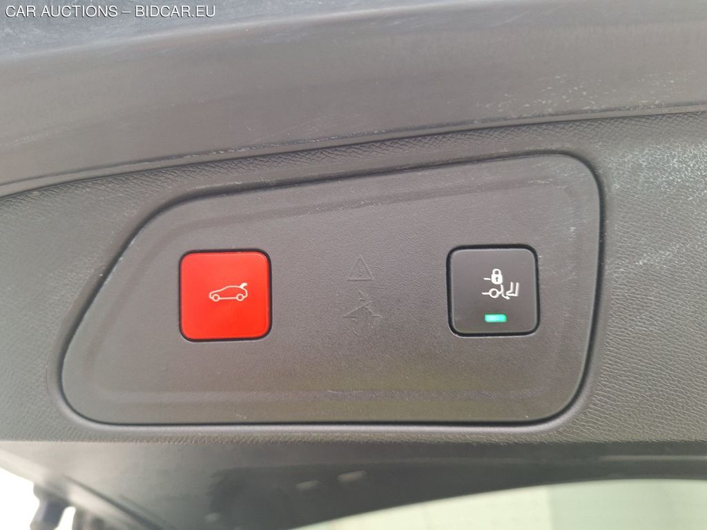 Peugeot 3008 diesel - 2021 3008 1.5 BLUEHDI GT PACK, 2022
