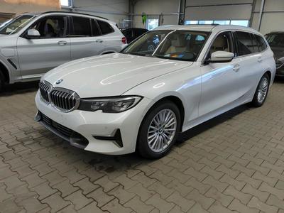 BMW 320D TOURING XDRIVE AUT. Luxury Line, 2022
