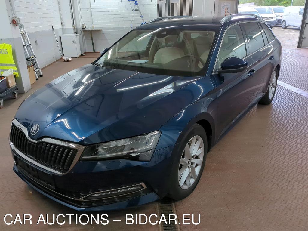 Skoda Superb COMBI 2.0 TDI Premium Edition, 2022