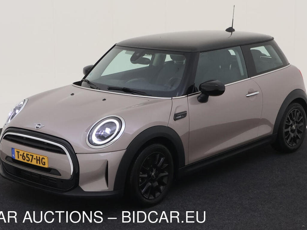 MINI 1.5 136PK AUT COOPER CAMDEN EDITION, 2023