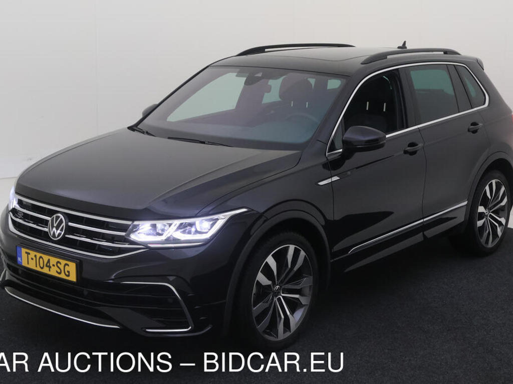 Volkswagen Tiguan 1.5 TSI 150PK DSG R-LINE MULTIMEDIA PANO TREKHAAK, 2023