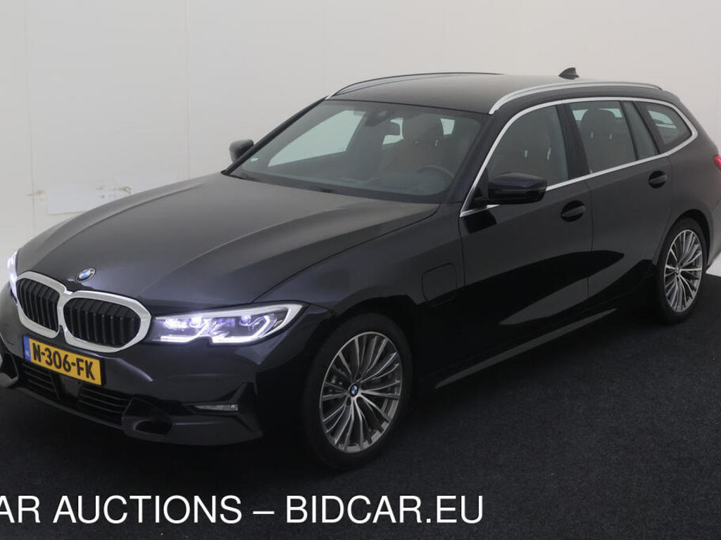 BMW 3-SERIE TOURING 330E 184PK AUT. BUSINESS EDITION PLUS PARKING SPORT LINE, 2021