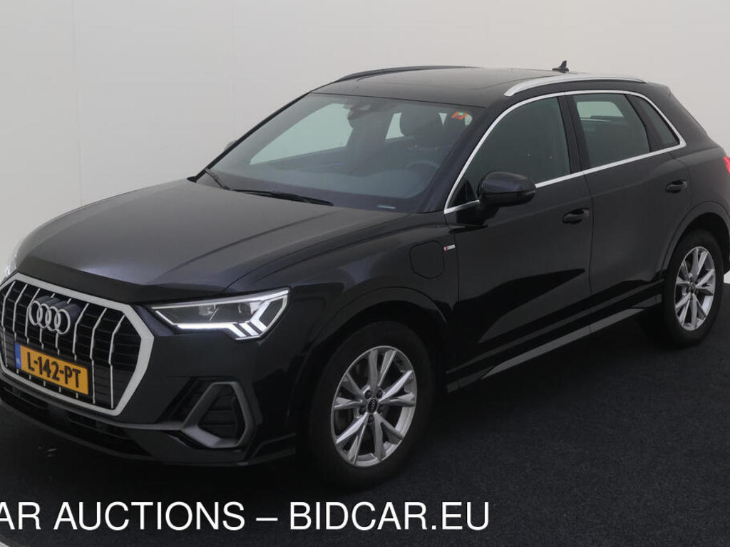 Audi Q3 45 TFSI PHEV 245PK S TRONIC S EDITION PANO AMBIENTE PARK+, 2021