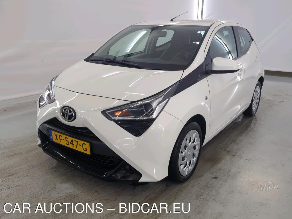 Toyota Aygo 1.0 VVT-I X-PLAY, 2019