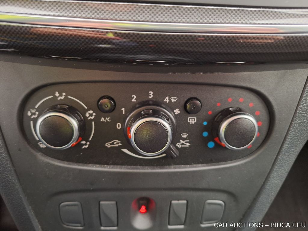 Dacia Sandero - 2017 SANDERO 1.0I SCE LAUREATE (EU6.2), 2019
