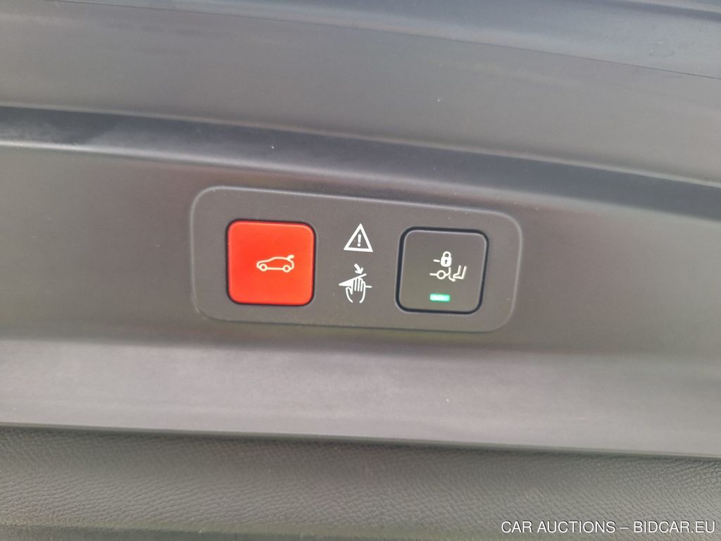 Peugeot 5008 diesel - 2021 5008 1.5 BLUEHDI ALLURE PACK, 2021