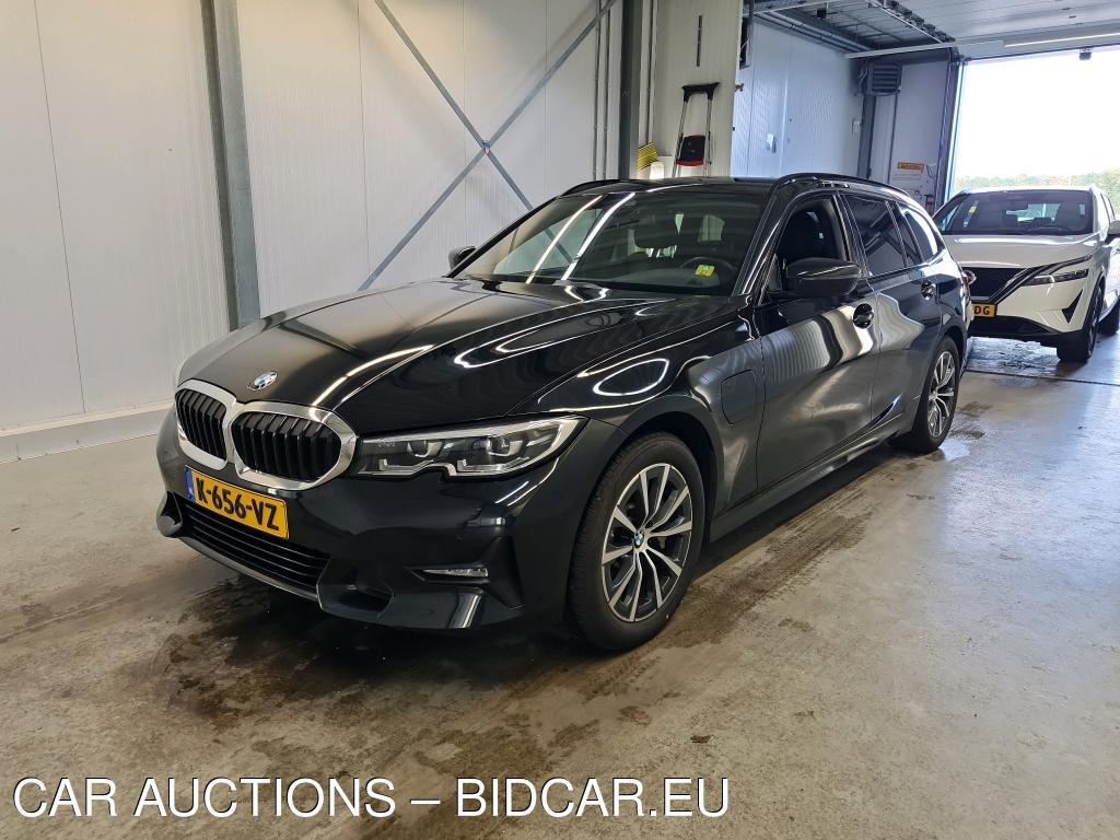 BMW 330 eA 215kW touring, 2021