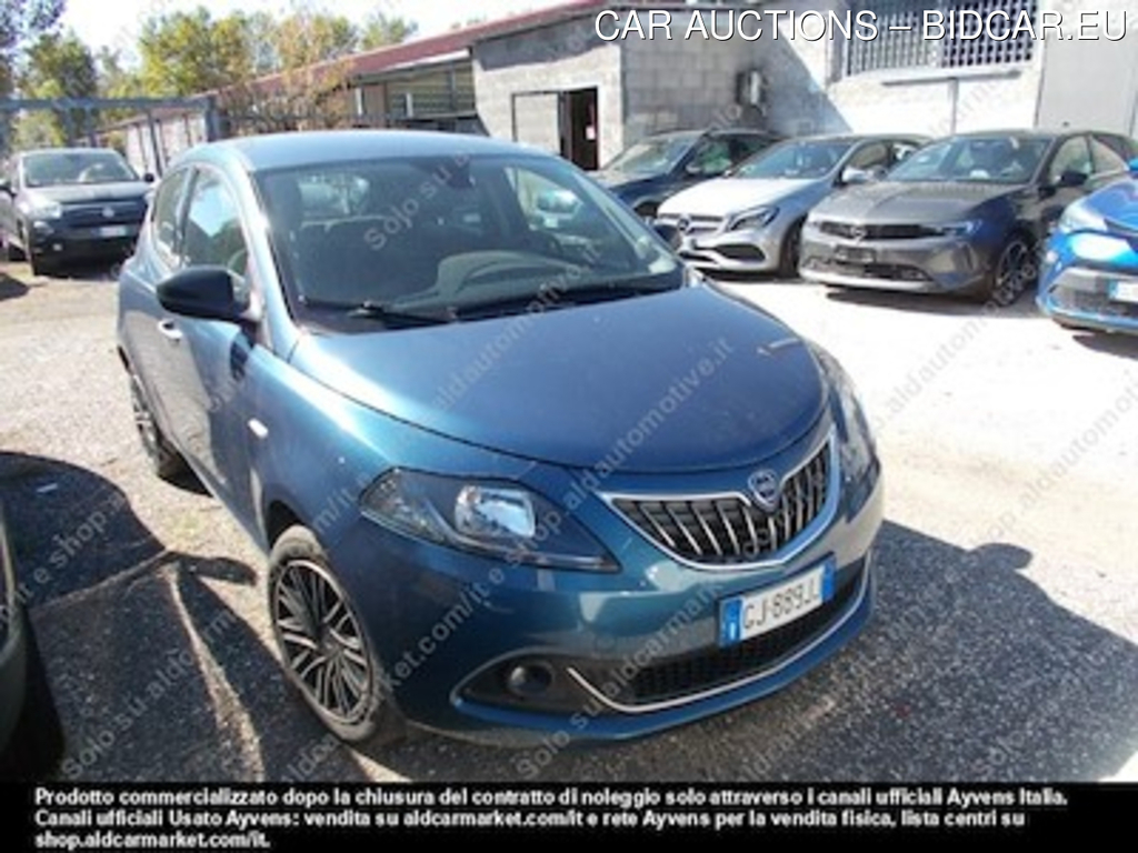 Lancia ypsilon ecochic 1.0 firefly 70cv -