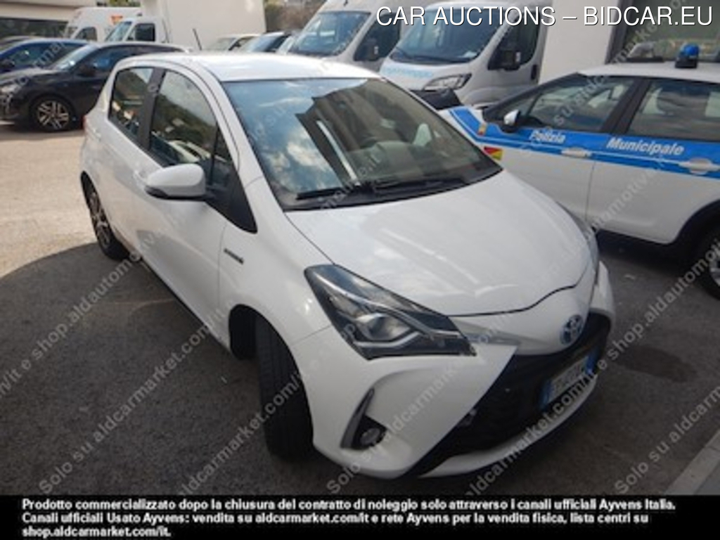 Toyota yaris 1.5 hybrid active hatchback -