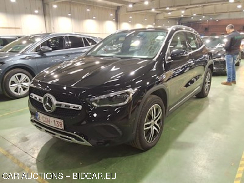 Mercedes-Benz GLA 1.3 GLA 250 E DCT BUSINESS SOLUTION