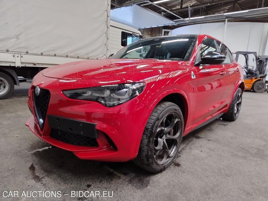 Alfa Romeo Stelvio V6 2.9 BI-TURBO AT8-Q4 Quadrifoglio, 2024