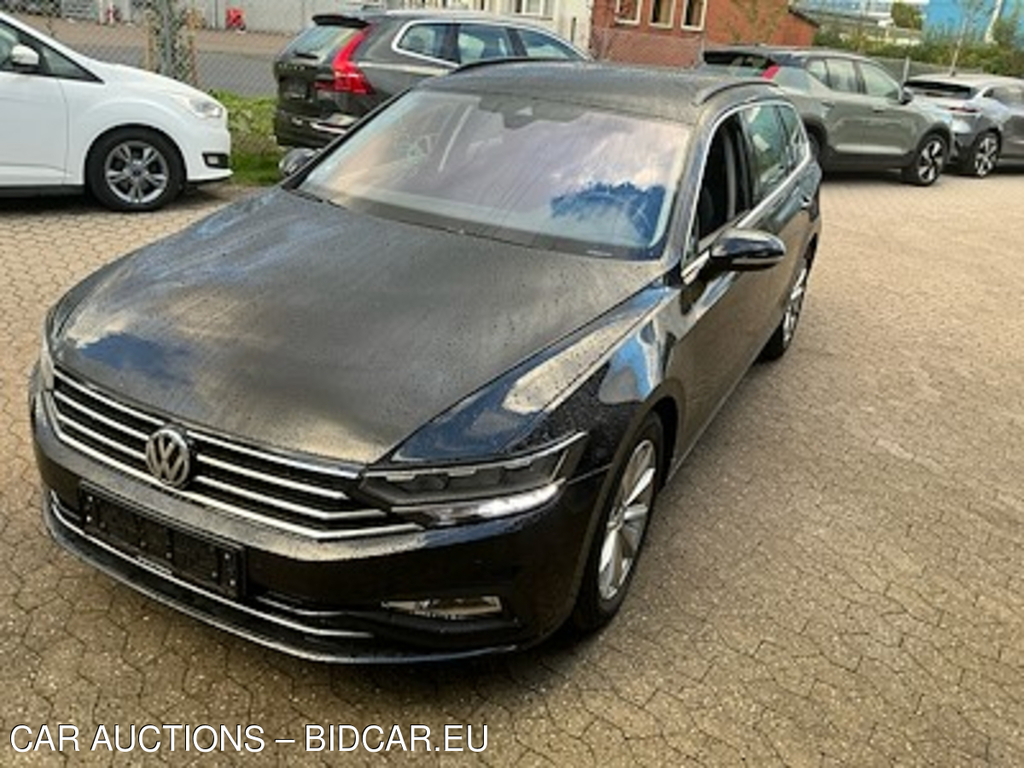 Volkswagen PASSAT 1.5 TSI 150 BUSINESS PLUS DSG VARIANT UA!