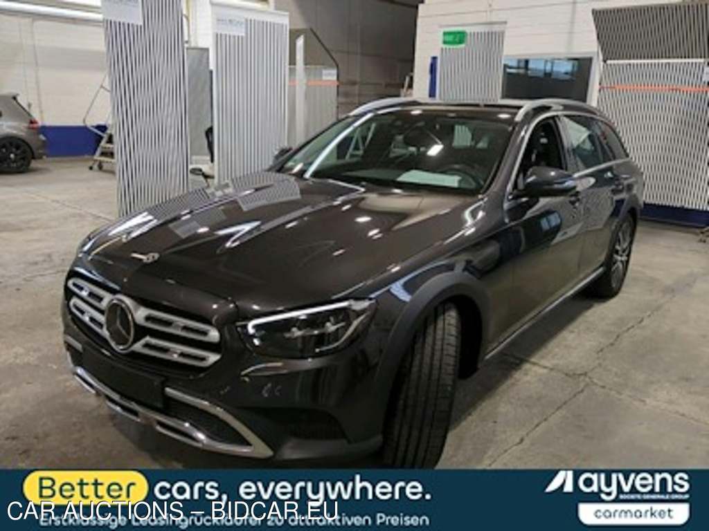 Mercedes-Benz E 200 4matic T MERCEDES E 200 4Matic T All-Terrain 9G-TRONIC Avantgarde