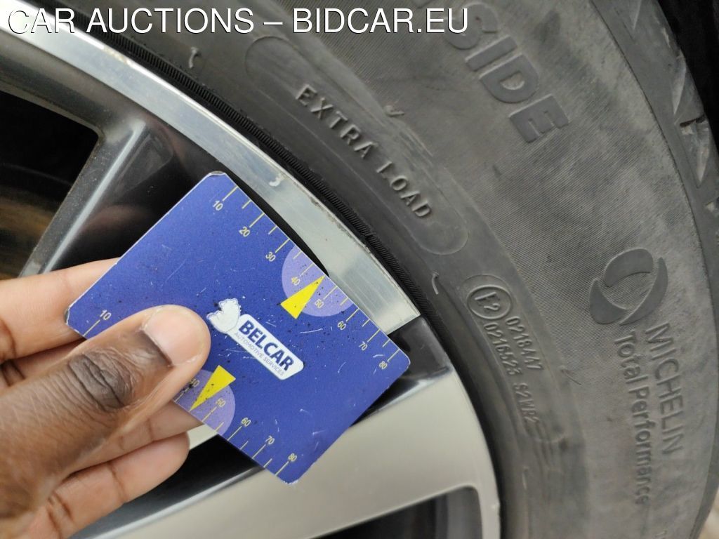 Peugeot 5008 diesel - 2021 5008 1.5 BLUEHDI ALLURE, 2021