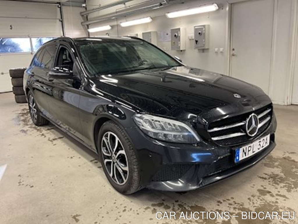 Mercedes-Benz C-Klass 200 d Avantgarde Night Drag Varmare