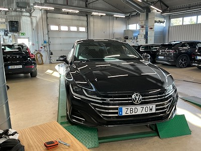 Volkswagen ARTEON eHybrid R-Line Drag Varmare Cockpit