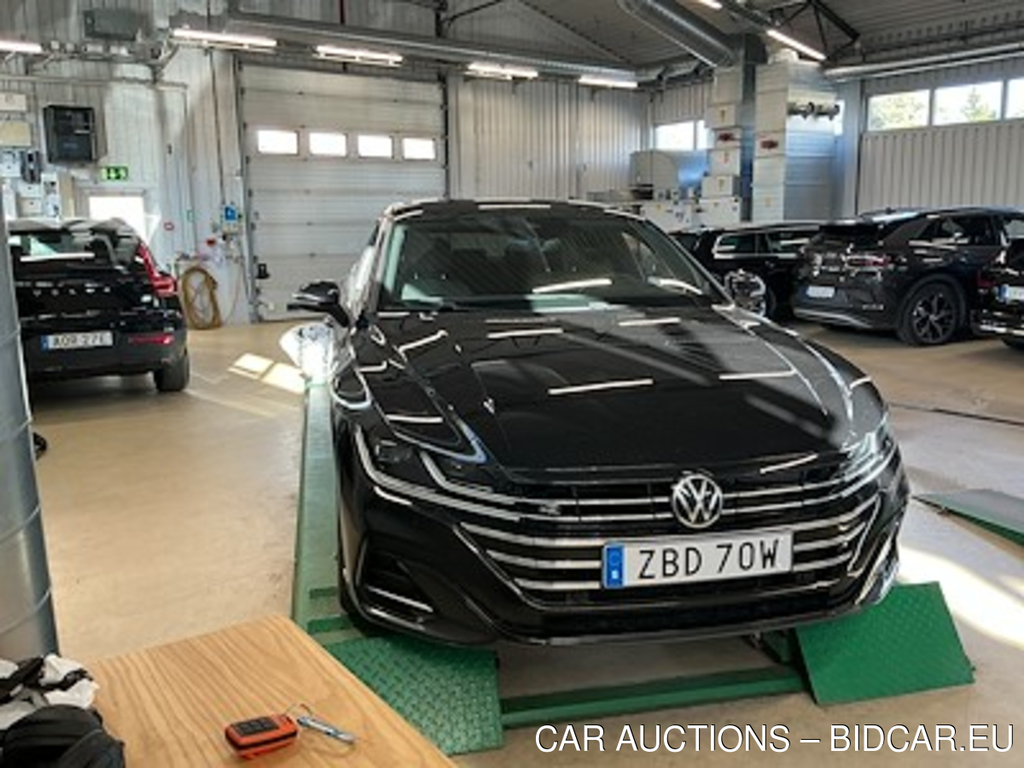 Volkswagen ARTEON eHybrid R-Line Drag Varmare Cockpit